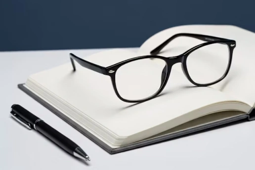 Choosing Frames That Match Your Face